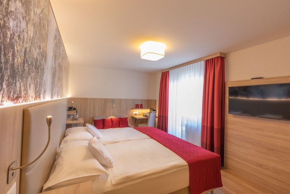 Hotel Sonne St. Moritz 3* Superior 外观 照片